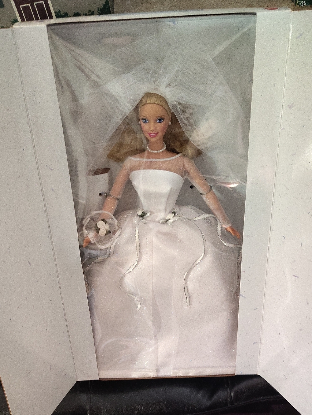 Vintage Barbie 1999/Bridal Doll in White Wedding Gown